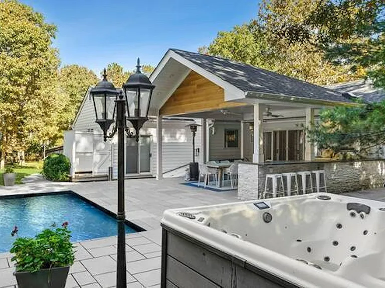 541 Wainscott Northwest Rd — Photo 3