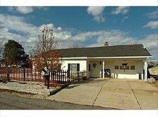 8 Betty Dr, Stafford Twp, NJ 08050