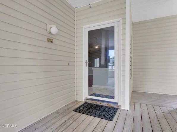 3901 River Front Place Unit 202, Wilmington, NC 28412