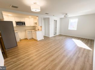 380 Broadview Ave APT 5, Warrenton, VA 20186