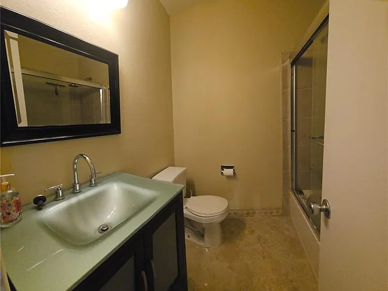 222 London Ave #218 — Photo 39