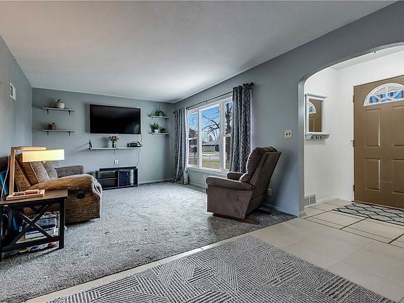 4th image of 1720 Hopkins Avenue