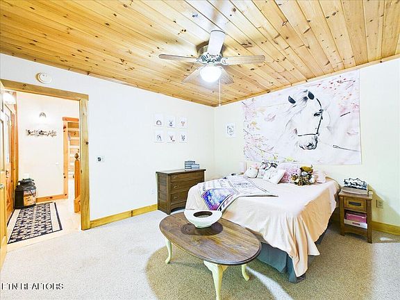 32nd image of 1457 Smithfield Rd