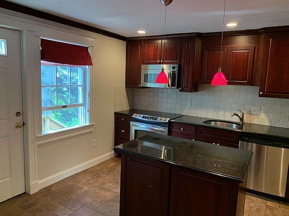 Kitchen | view 2