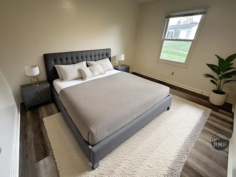 1495 Sandy Cir — Photo 3