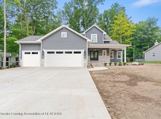 2531 Fedewood Ln, Dewitt, MI 48820