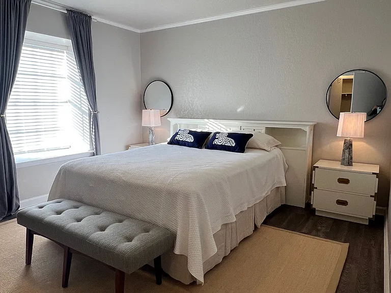 168 Barilla Pl #202-B — Photo 23