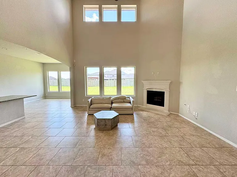 28943 Grand Teton Ct — Photo 12