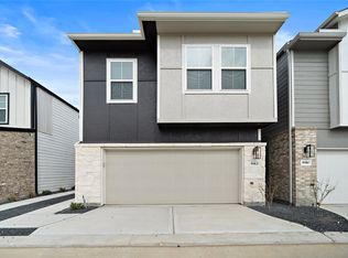 9912 Storehouse Dr, Houston, TX 77080