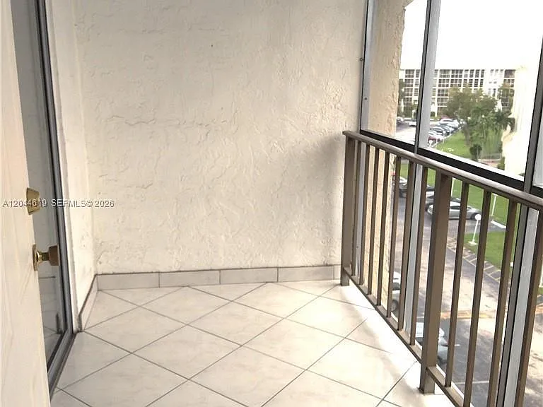 601 Three Islands Blvd #517 — Photo 23
