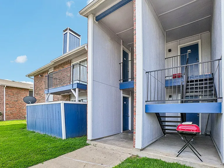 Rochelle Place — Photo 29