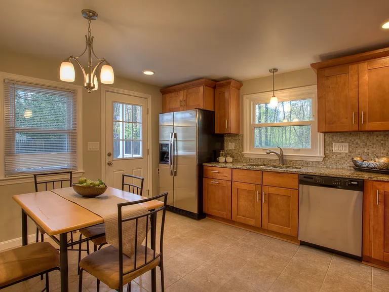 9 Timberline Dr — Photo 5