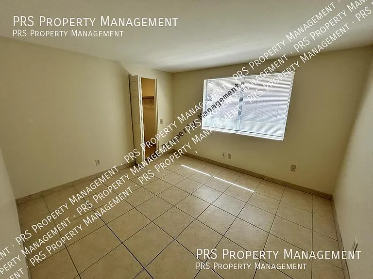 1762 W Colt Rd — Photo 20
