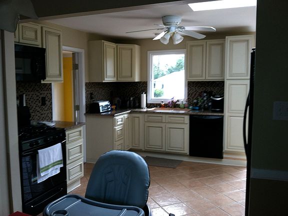 3rd image of 455 Lynwood Ct