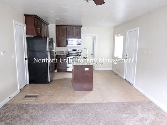 4th image of 840 S Park St #2
