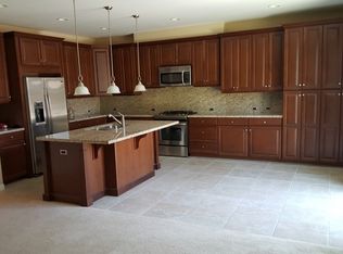 10614 Valverde Dr, Bakersfield, CA 93311