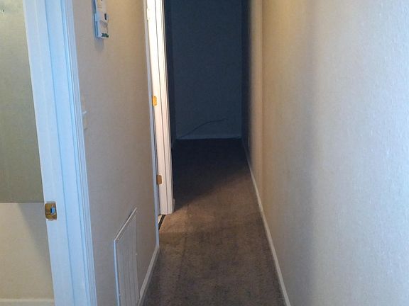 5th image of 510-9 S Poplar St
