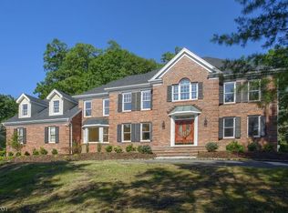 24 Mark Twain Dr, Morristown, NJ 07960