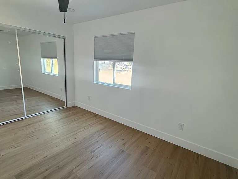 240 White Rd — Photo 2