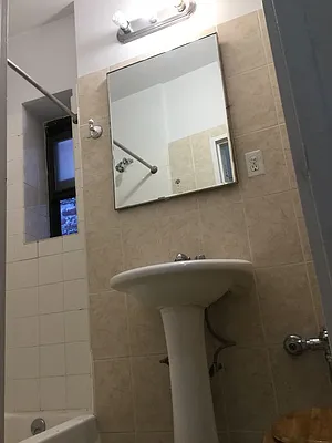 Rented by Sky Management | media 38