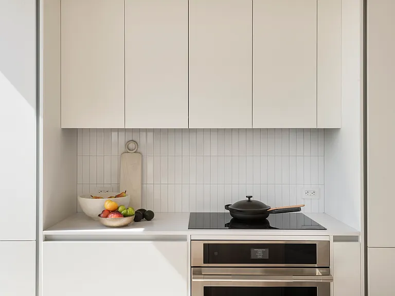 505 State St #16K — Photo 1