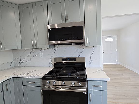 3rd image of 3743-45 Beta St #43