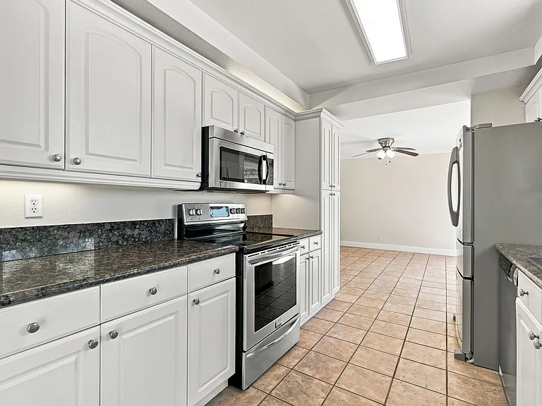 2176 Morello Ave — Photo 6