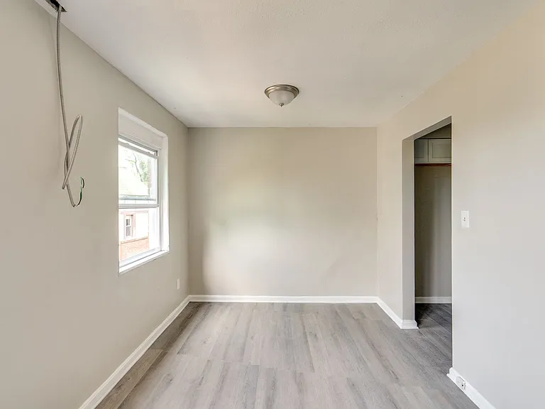 2885 Hampton Rd — Photo 6