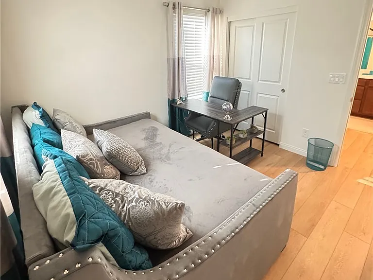 2505 Palazzo Ter — Photo 30