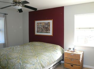 5835 Cove Landing Rd APT 301, Burke, VA 22015