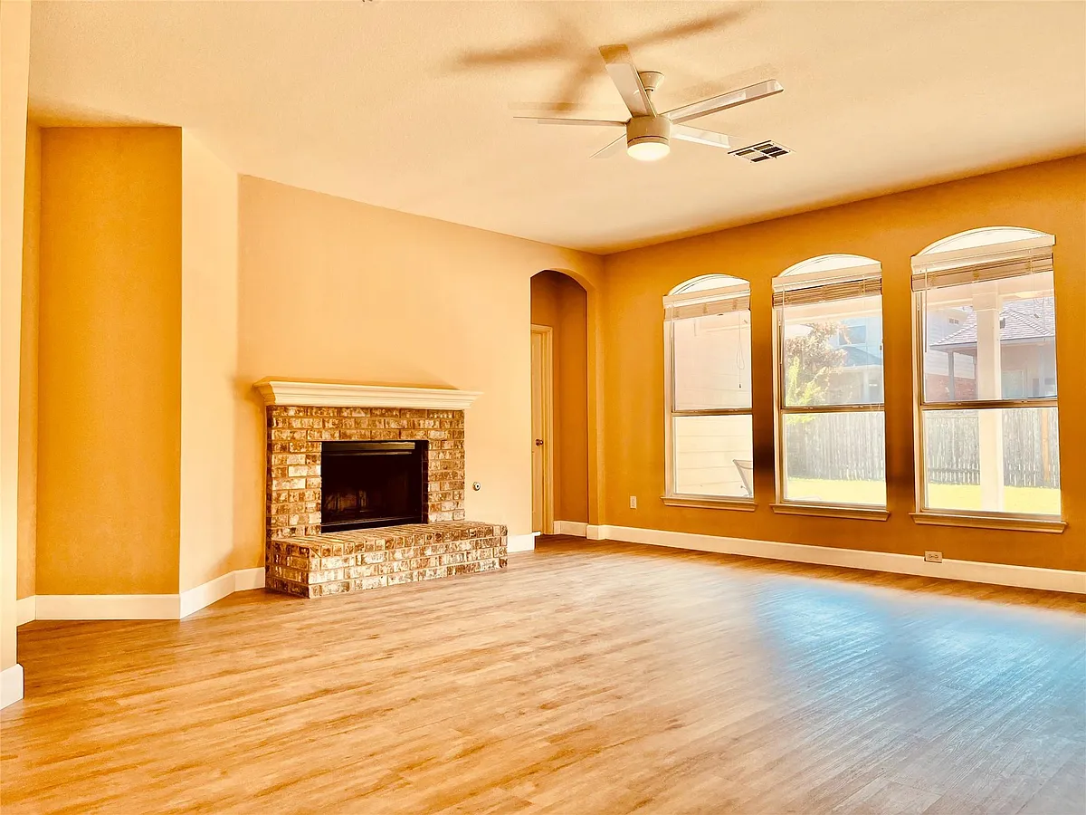 Building Photo - Homewood Cir