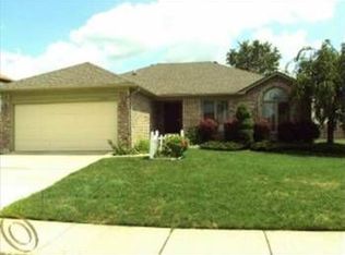 54640 Bradshaw Dr, New Baltimore, MI 48047