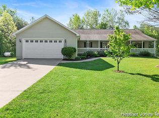 10131 Emma Dr, Greenville, MI 48838