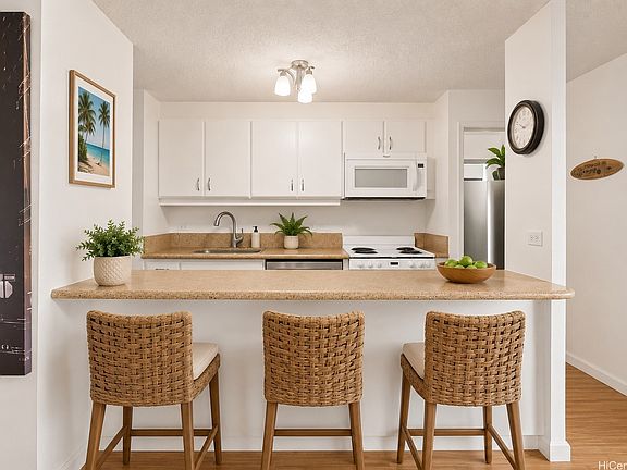 3rd image of 1778 Ala Moana Blvd APT 1207