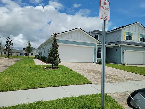808 Cherry Elm Dr Photo 1