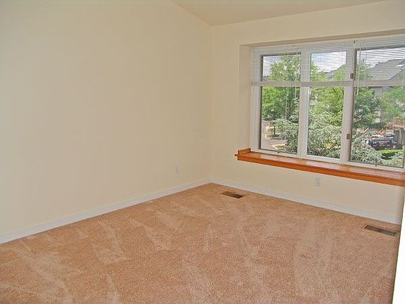 3rd image of 2189 Chesapeake Harbour Dr E