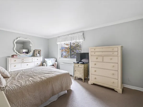 17-09 215th Street image 14 of 43