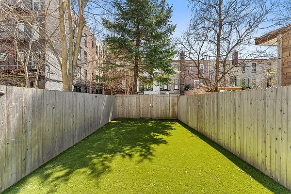 Rented by Douglas Elliman | media 15