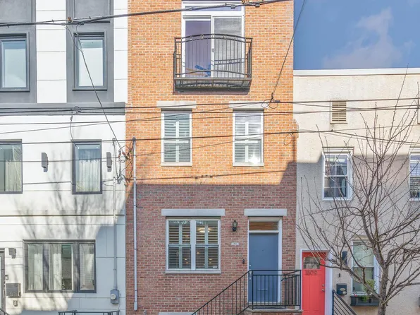 1811 Manton St, Philadelphia, PA 19146