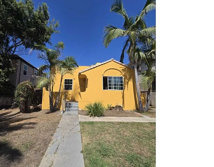 1447 S Bedford St — Photo 1