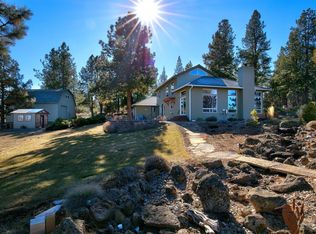 20516 Rusticate Rd, Bend, OR 97702
