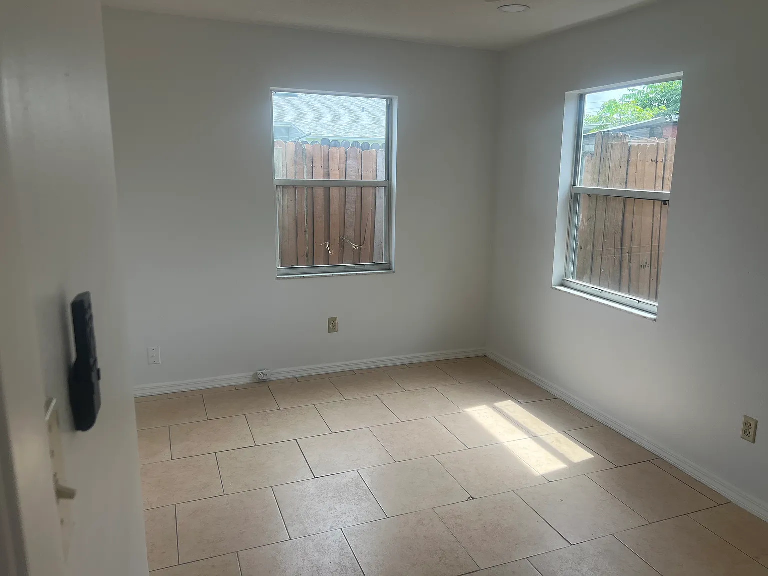 2 bed, $1,400 — Photo 4