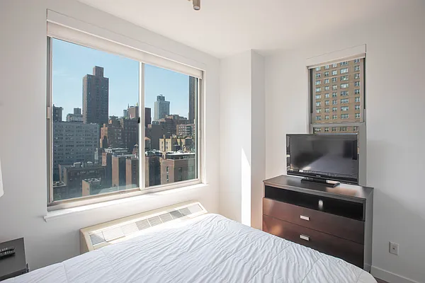 Rented by Maidman Realty Group LL | media 19