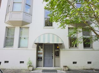 205 E Charlton, Savannah, GA 31401