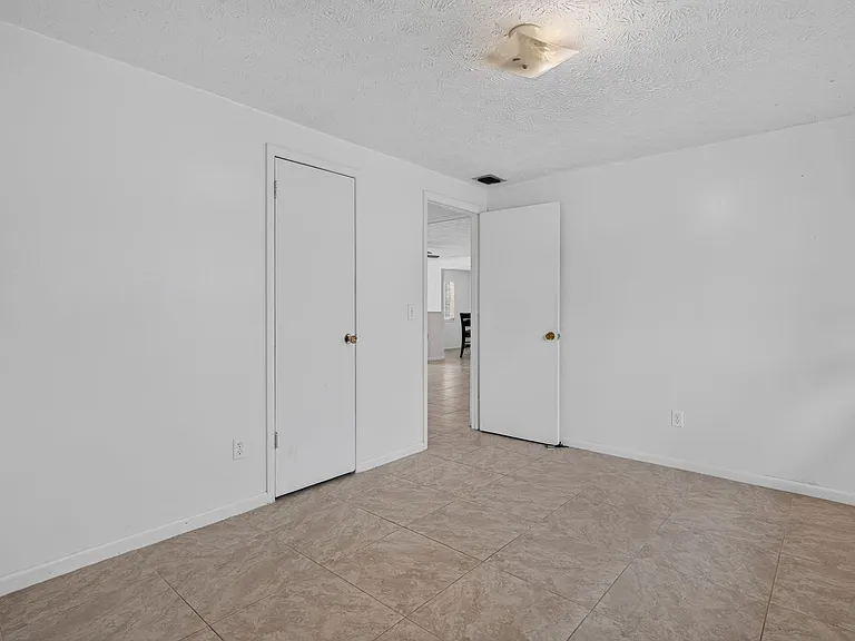 9954 Larkdale Ct — Photo 27