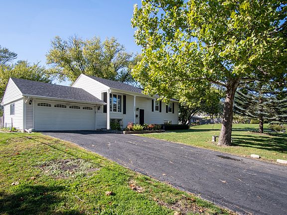 2nd image of 3427 Ashley Dr