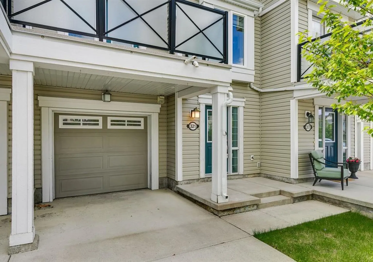 321 Windstone Gdns Sw — Photo 4