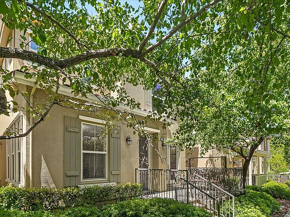 2nd image of 233 Meadow Pine Pl