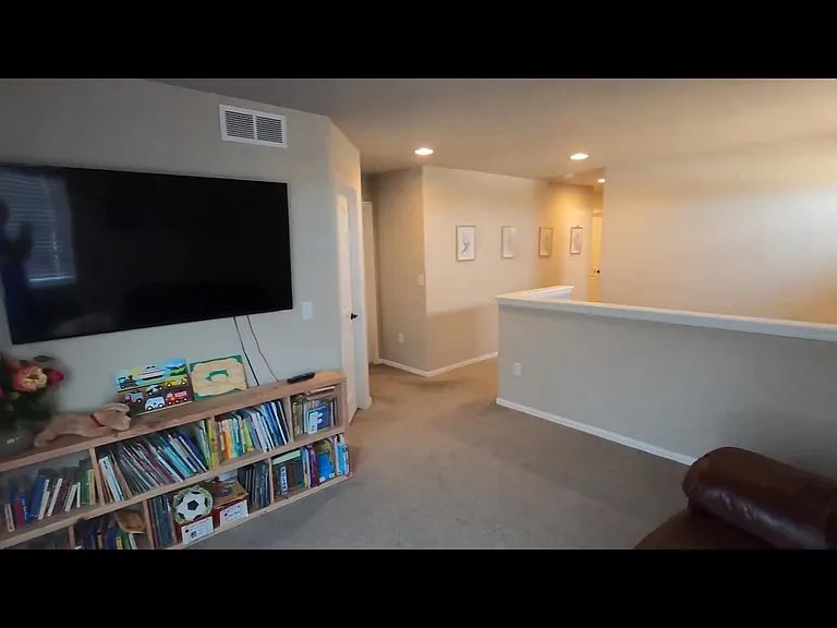 1525 Heirloom Dr — Photo 10