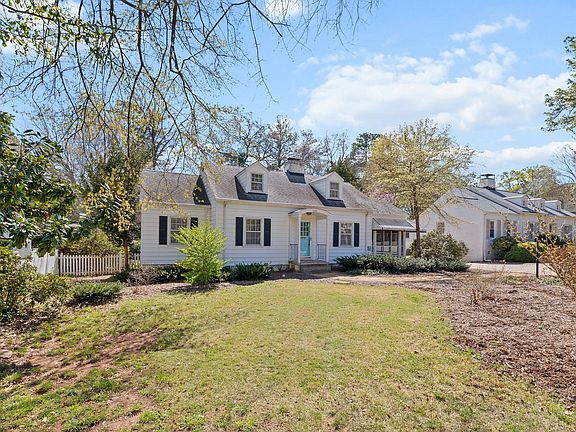 2nd image of 2728 Anderson Dr